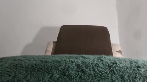 alotofcream4u online show from March 7, 5:27 am