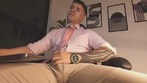 alpha_dominus_ online show from July 16, 4:08 am