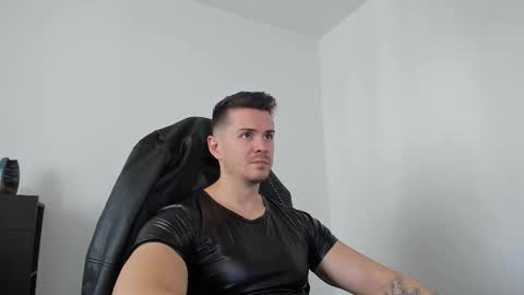 LeatherMaster online show from September 25, 8:24 am