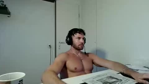 alphah_hunk online show from March 7, 5:55 pm