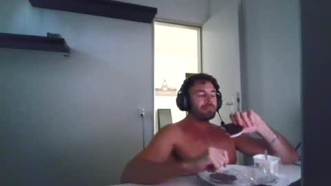 alphah_hunk online show from July 12, 6:10 pm