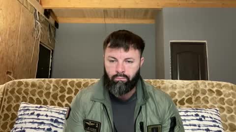 Snapshot of alphasparks chatting on October 14, 2:51 am Jhonny online show from October 14, 2:51 am