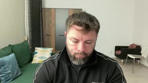 Snapshot of alphasparks chatting on December 16, 3:40 am Jhonny online show from December 16, 3:40 am