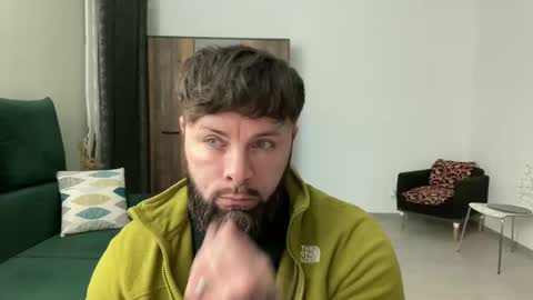 Snapshot of alphasparks chatting on February 6, 3:37 am Jhonny online show from February 6, 3:37 am