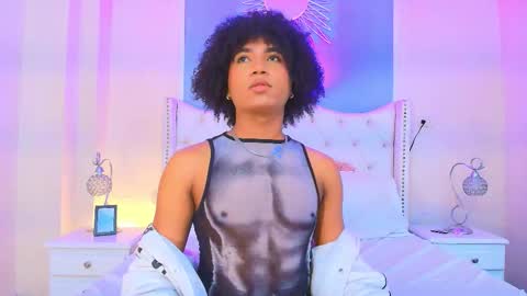 Ambar Colling online show from October 3, 2:33 pm