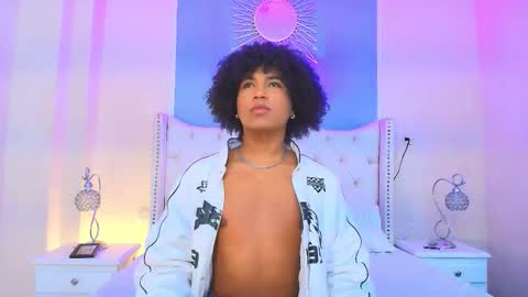 Ambar Colling online show from October 2, 2:21 pm