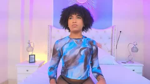 Ambar Colling online show from October 6, 2:11 pm