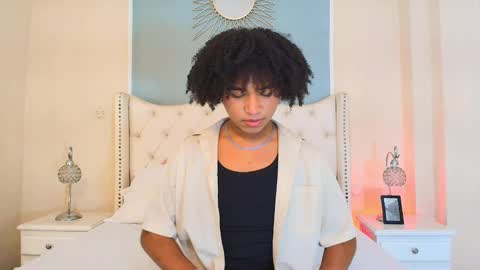 Ambar Colling online show from September 8, 7:57 pm