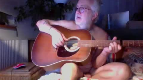 Amberr11 online show from October 28, 11:51 pm