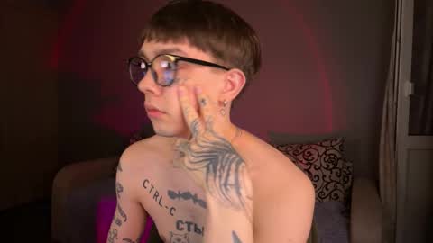 simon online show from September 20, 9:48 pm