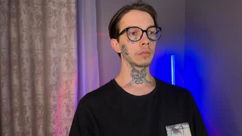 simon online show from January 11, 6:01 pm