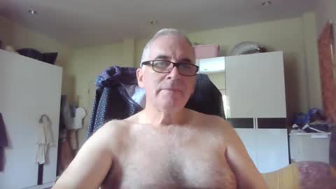 Snapshot of andaman58 chatting on February 1, 1:55 am andaman58 online show from February 1, 1:55 am