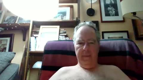 andre6045 online show from March 29, 1:28 am