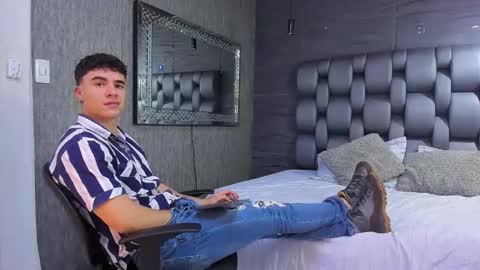 Andre Parker online show from December 18, 11:40 pm