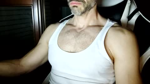 andrea_feetlover online show from June 28, 2:28 am