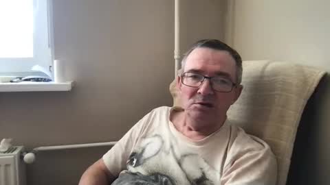 Snapshot of andreass60 chatting on February 25, 7:42 am andreass60 online show from February 25, 7:42 am