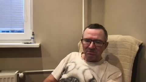 Snapshot of andreass60 chatting on January 16, 7:28 am andreass60 online show from January 16, 7:28 am