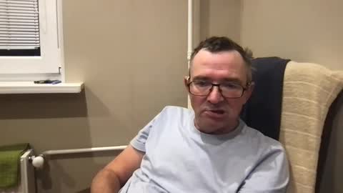 Snapshot of andreass60 chatting on January 3, 5:17 am andreass60 online show from January 3, 5:17 am