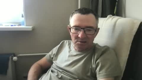 Snapshot of andreass60 chatting on September 13, 10:27 am andreass60 online show from September 13, 10:27 am