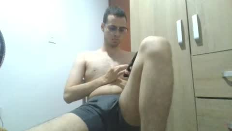 andres129494 online show from June 17, 2:13 am