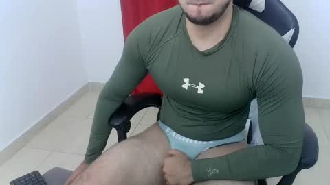 andres180950734 online show from September 18, 11:01 am