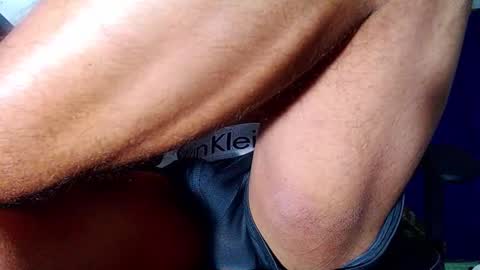 Snapshot of andres_cond chatting on September 22, 3:28 am Andrs   o online show from September 22, 3:28 am