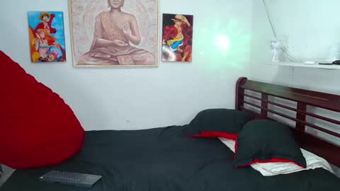 andres_santos777 online show from December 22, 5:34 am