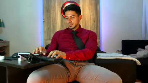 Andrew online show from March 24, 1:44 am