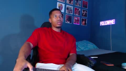 Andrew online show from December 3, 10:51 pm