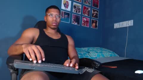 Andrew online show from December 19, 9:17 pm