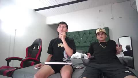 Snapshot of andrew_restrepo chatting on September 10, 10:19 pm andrew restrepo online show from September 10, 10:19 pm