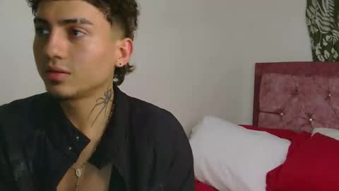 Snapshot of andrew_restrepo chatting on November 2, 2:38 am andrew restrepo online show from November 2, 2:38 am