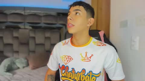 Andrew M. online show from February 24, 9:37 pm