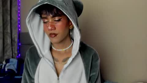 ANDREW independent model online show from December 21, 12:29 am