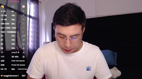 andrewmhilton_ online show from March 9, 8:21 pm