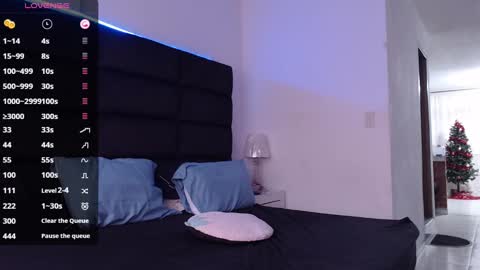 andrewmhilton_ online show from January 5, 6:45 pm