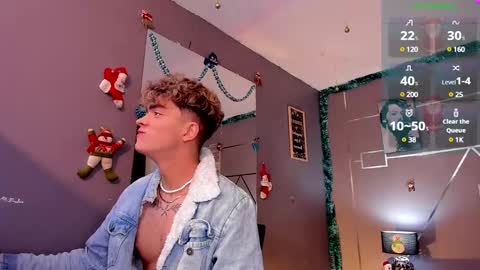 Snapshot of andrius_24 chatting on December 22, 1:11 pm      online show from December 22, 1:11 pm