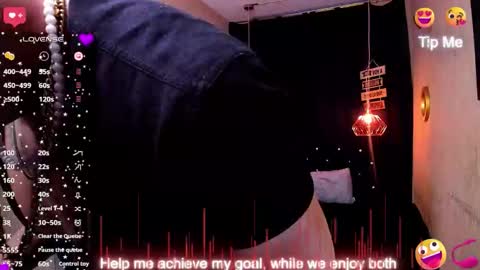 Snapshot of andrius_24 chatting on September 26, 11:57 pm      online show from September 26, 11:57 pm