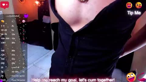 Snapshot of andrius_24 chatting on October 28, 7:27 pm      online show from October 28, 7:27 pm