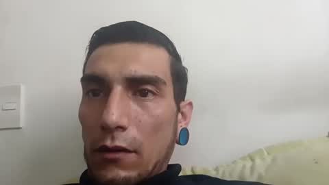 Snapshot of andsexbi69 chatting on October 26, 1:46 pm andsexbi69 online show from October 26, 1:46 pm