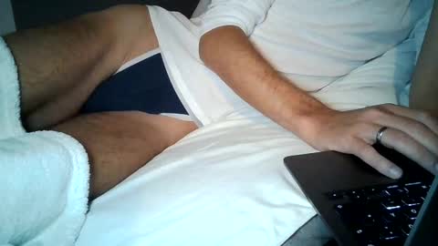 andy_24j online show from October 14, 6:04 pm