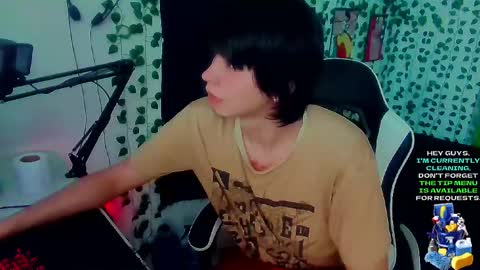 Andy Gray online show from April 4, 4:04 pm