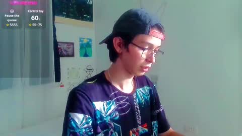 Andy Gray online show from December 2, 6:19 pm