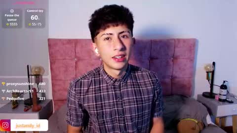 andy_justgame online show from January 17, 4:26 am