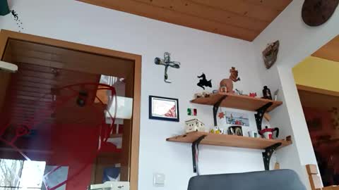 andybayern online show from February 13, 12:32 pm