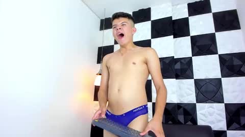 andyfame11 online show from November 7, 9:29 pm