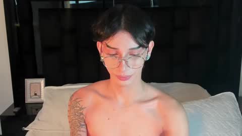 Andy online show from February 10, 9:47 pm