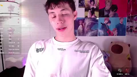 Snapshot of angel_bless19 chatting on December 11, 1:28 am Angel   help me with 100 thumbs up online show from December 11, 1:28 am