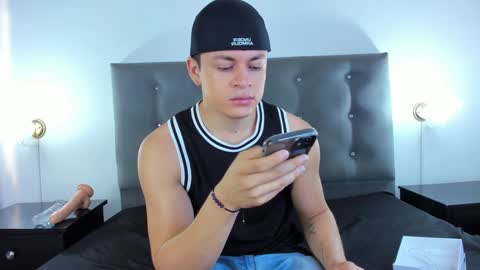 Angel Cuervo online show from December 2, 12:16 pm