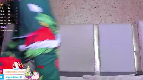 ngel Esteban  online show from December 11, 3:58 am